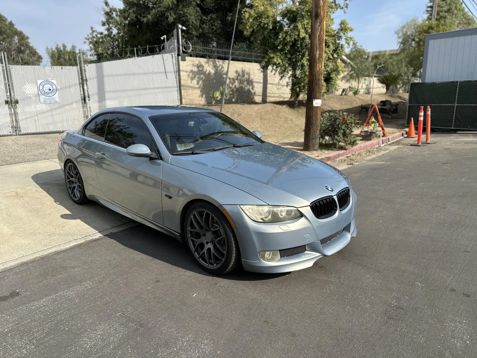 2007 BMW E93 335i Convertible - Image 28 of 31