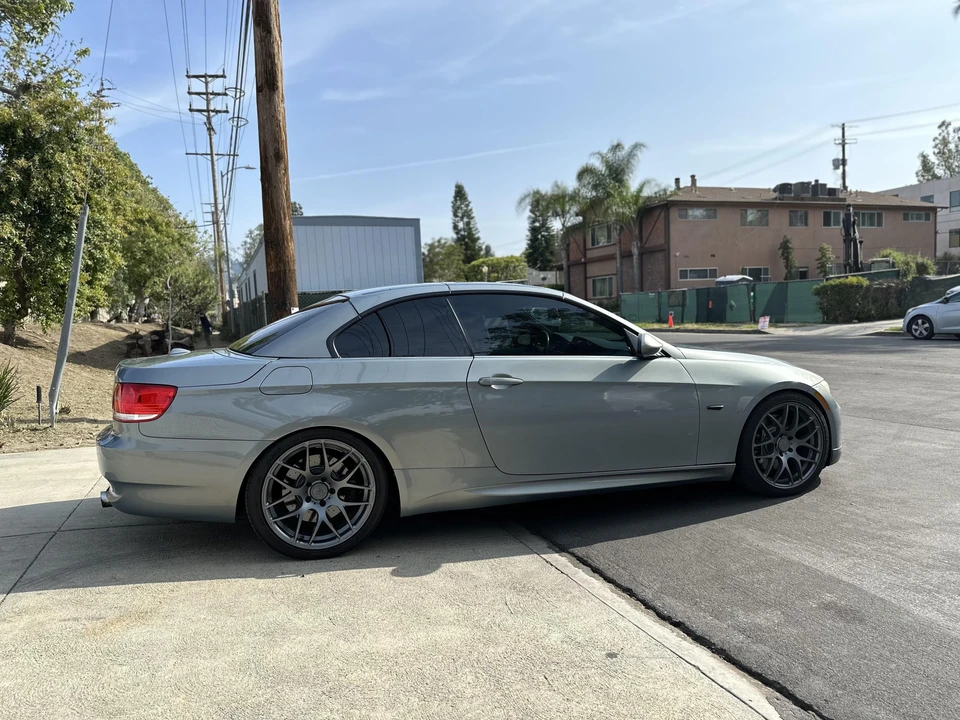 2007 BMW E93 335i Convertible - Image 25 of 31