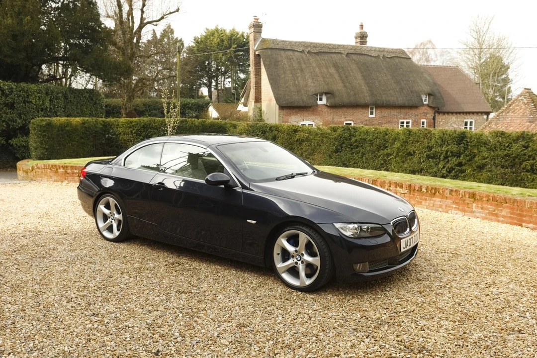 2007 BMW E93 335i Convertible - Image 18 of 30