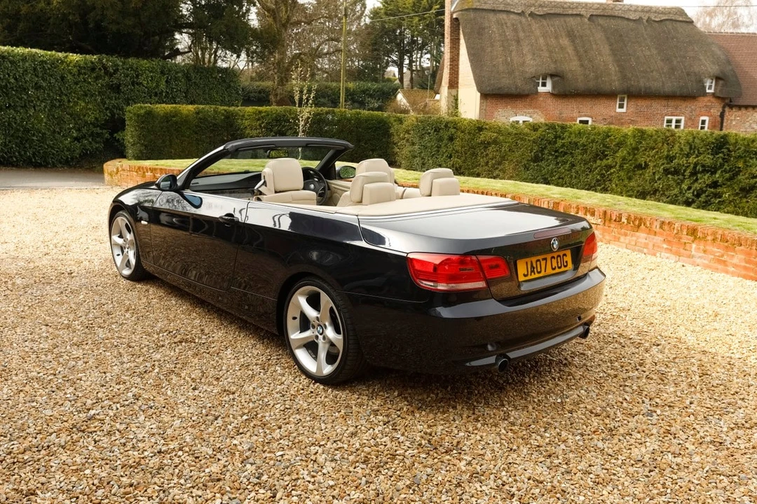 2007 BMW E93 335i Convertible - Image 15 of 30