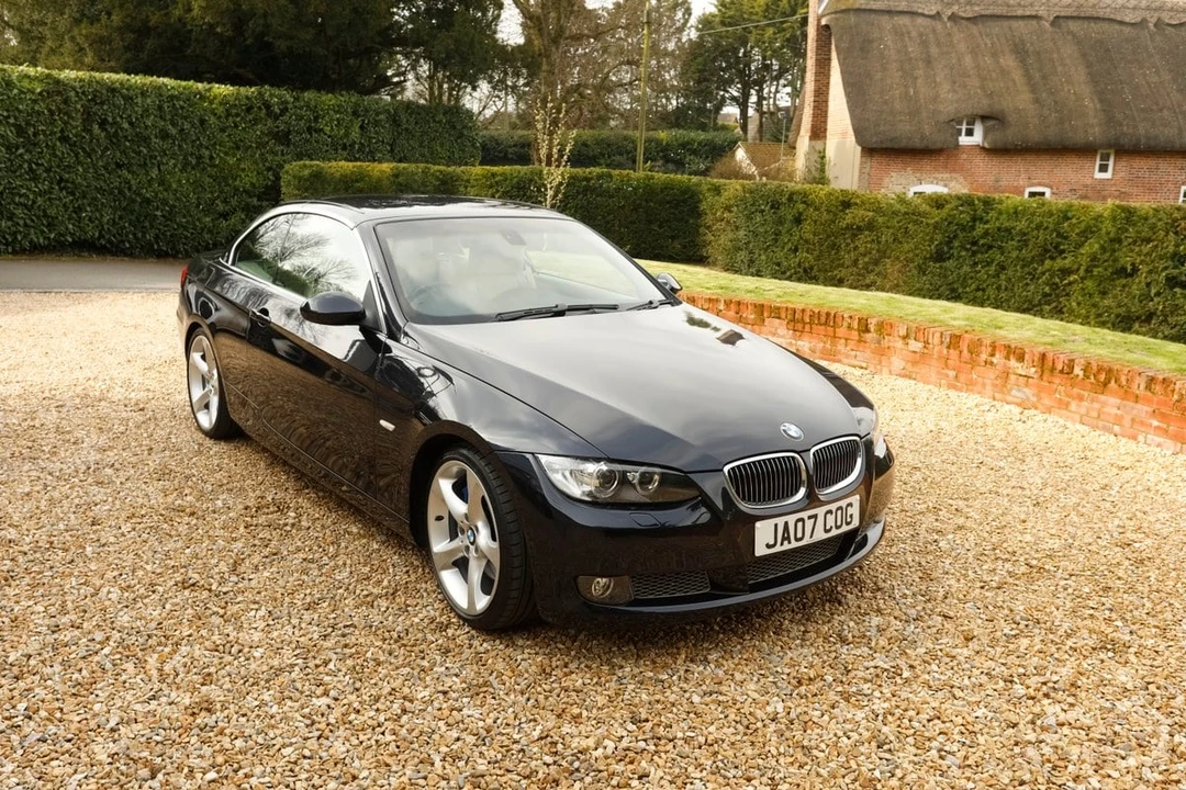 2007 BMW E93 335i Convertible - Image 20 of 30