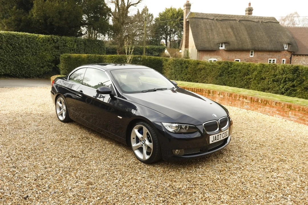 2007 BMW E93 335i Convertible - Image 19 of 30