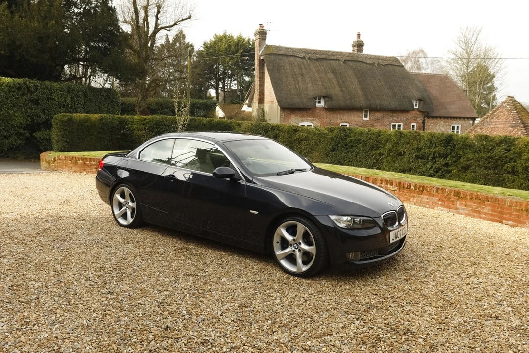2007 BMW E93 335i Convertible - Image 23 of 30