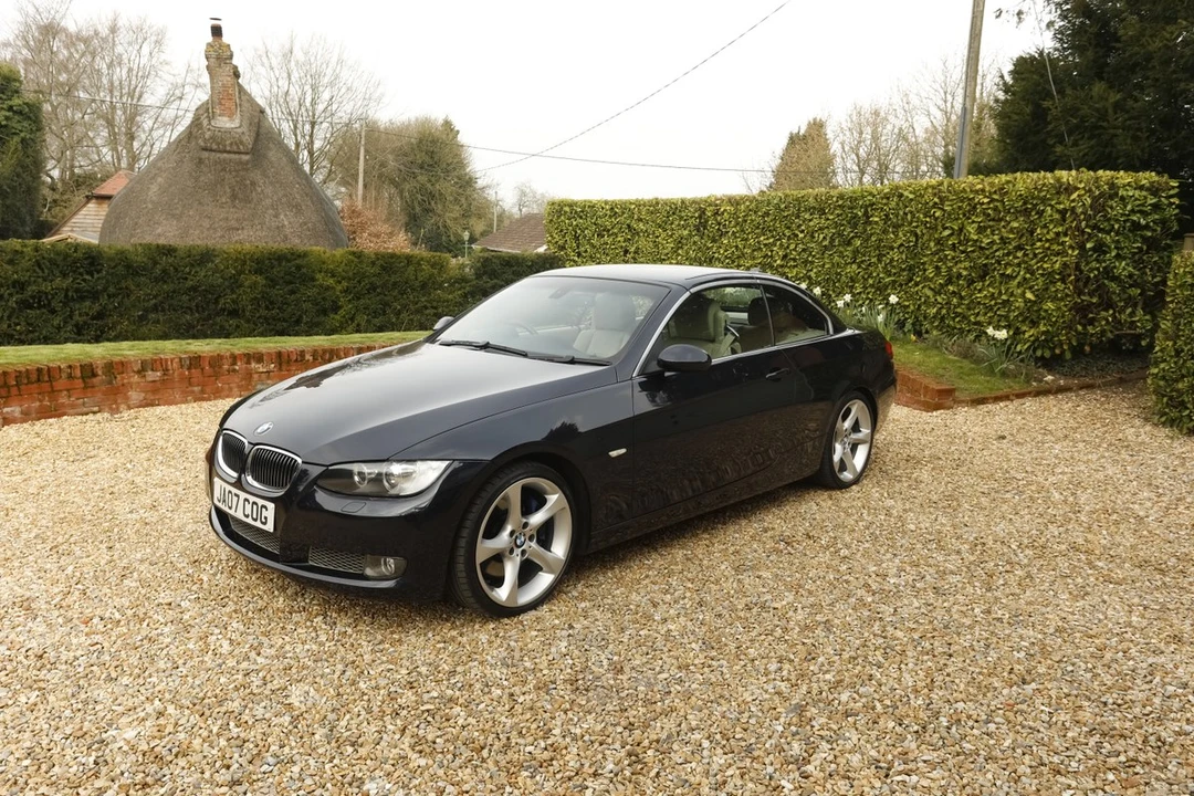 2007 BMW E93 335i Convertible - Image 27 of 30