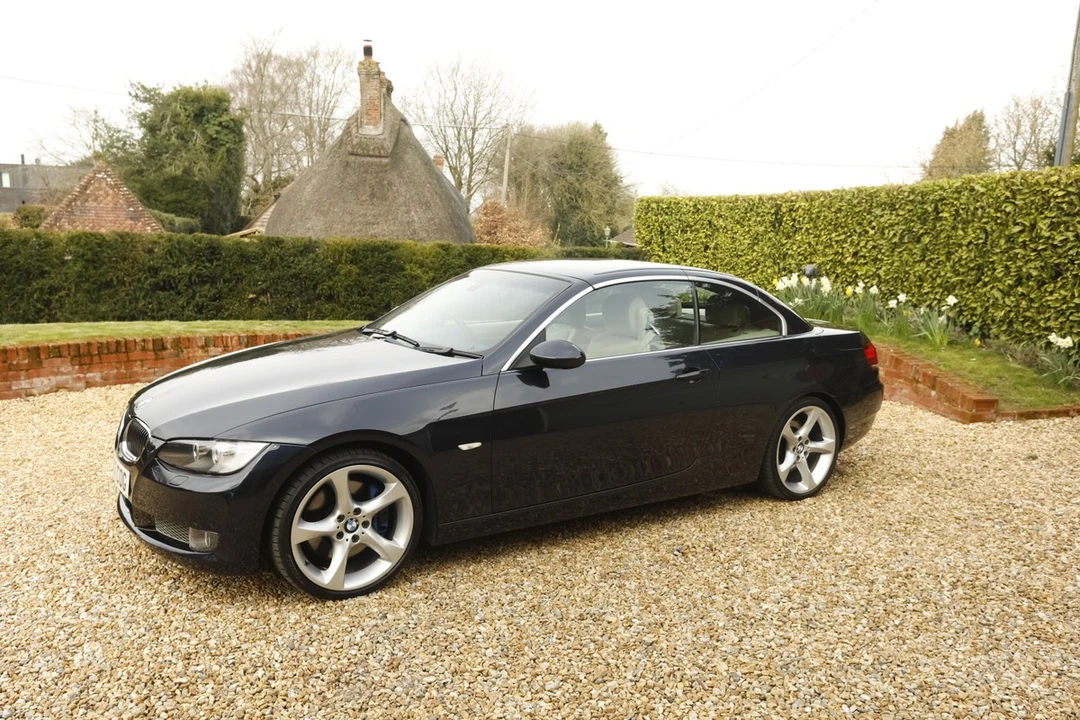 2007 BMW E93 335i Convertible - Image 28 of 30