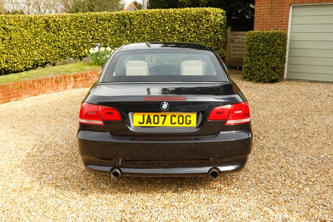 2007 BMW E93 335i Convertible - Image 17 of 30