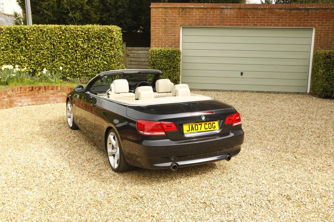 2007 BMW E93 335i Convertible - Image 14 of 30
