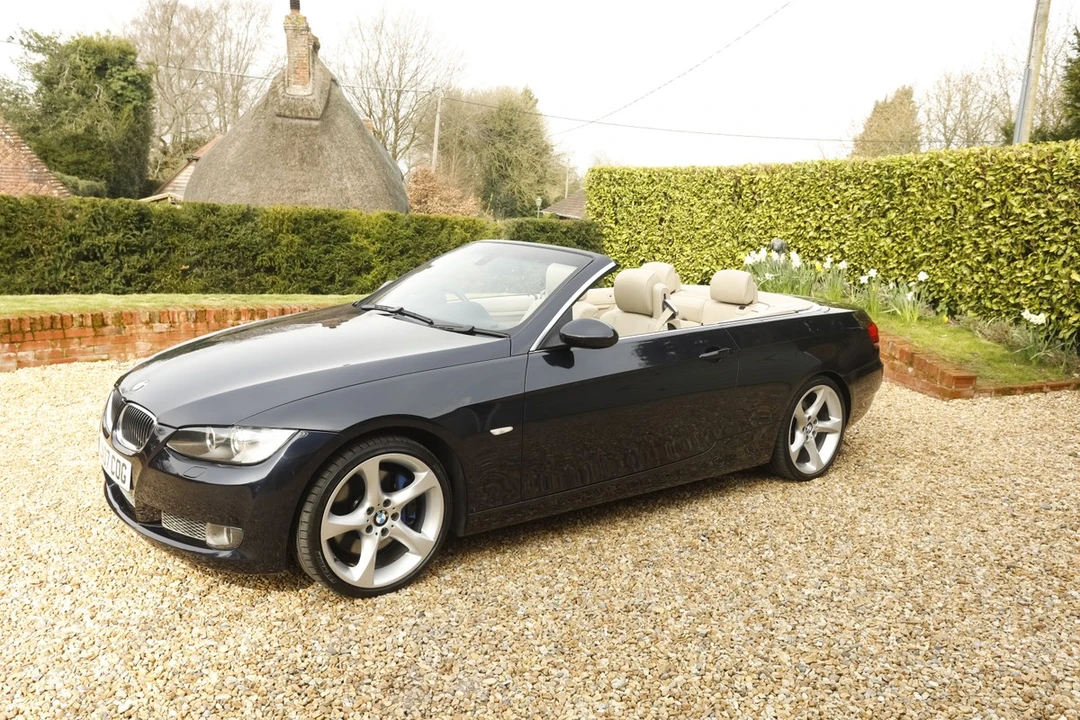 2007 BMW E93 335i Convertible - Image 4 of 30