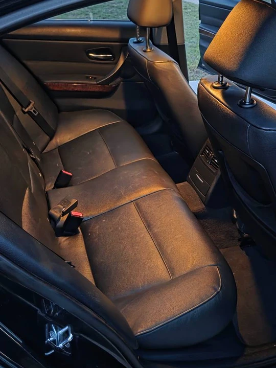 2007 BMW 3 Series - Image 10 of 11