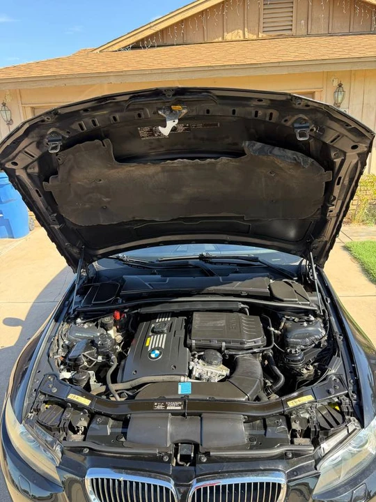 2007 BMW E93 335i Convertible - Image 11 of 12