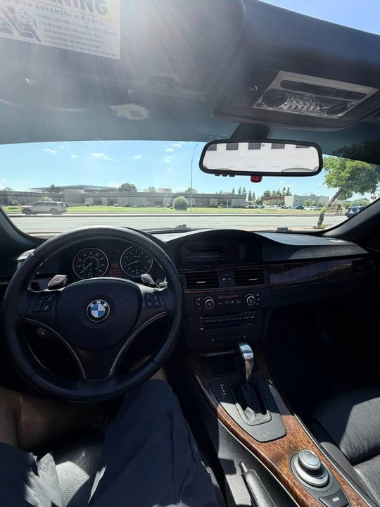 2007 BMW E93 335i Convertible - Image 15 of 17