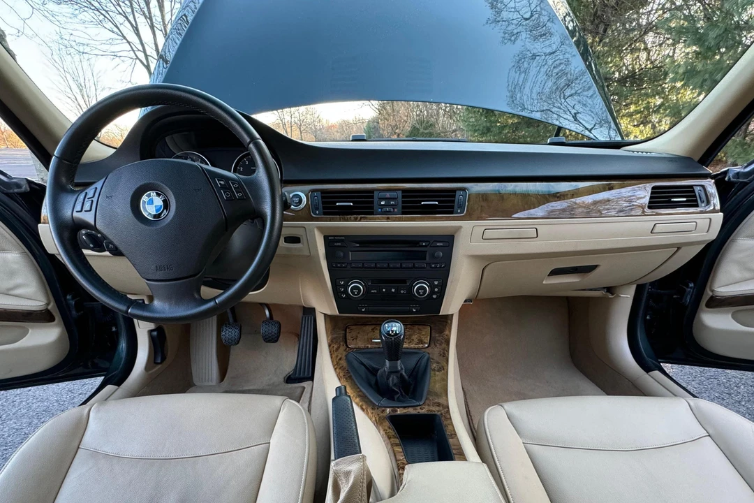 2007 BMW E90 335i Sedan - Image 21 of 31