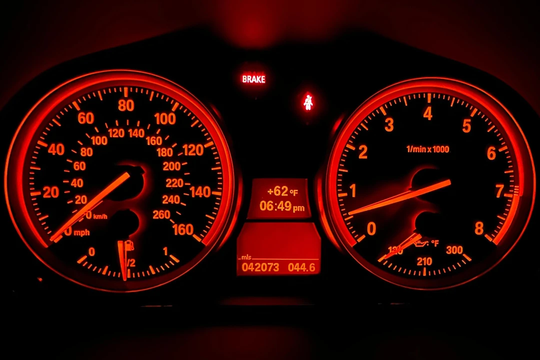 2007 BMW E90 335i Sedan - Image 24 of 31