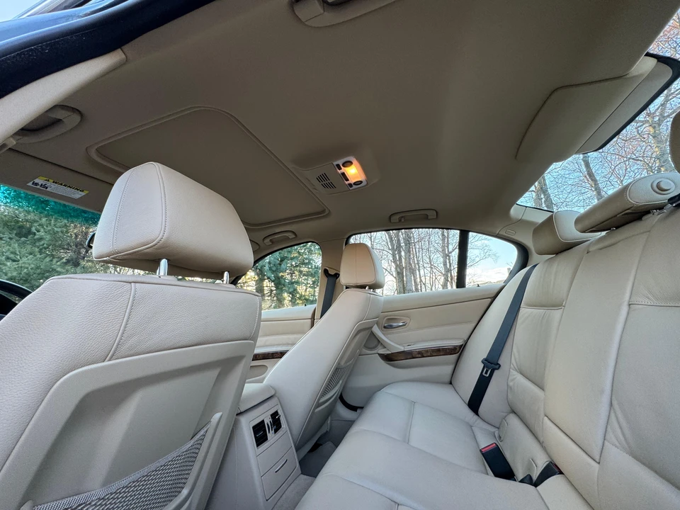 2007 BMW E90 335i Sedan - Image 28 of 31
