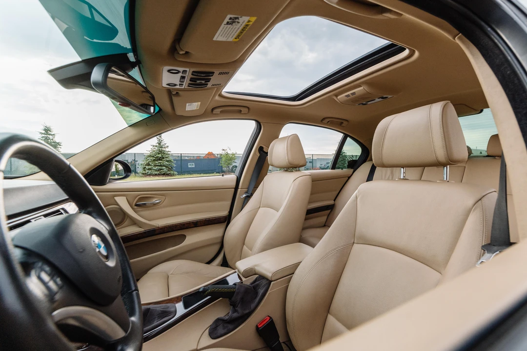 2007 BMW E90 335i Sedan - Image 29 of 31