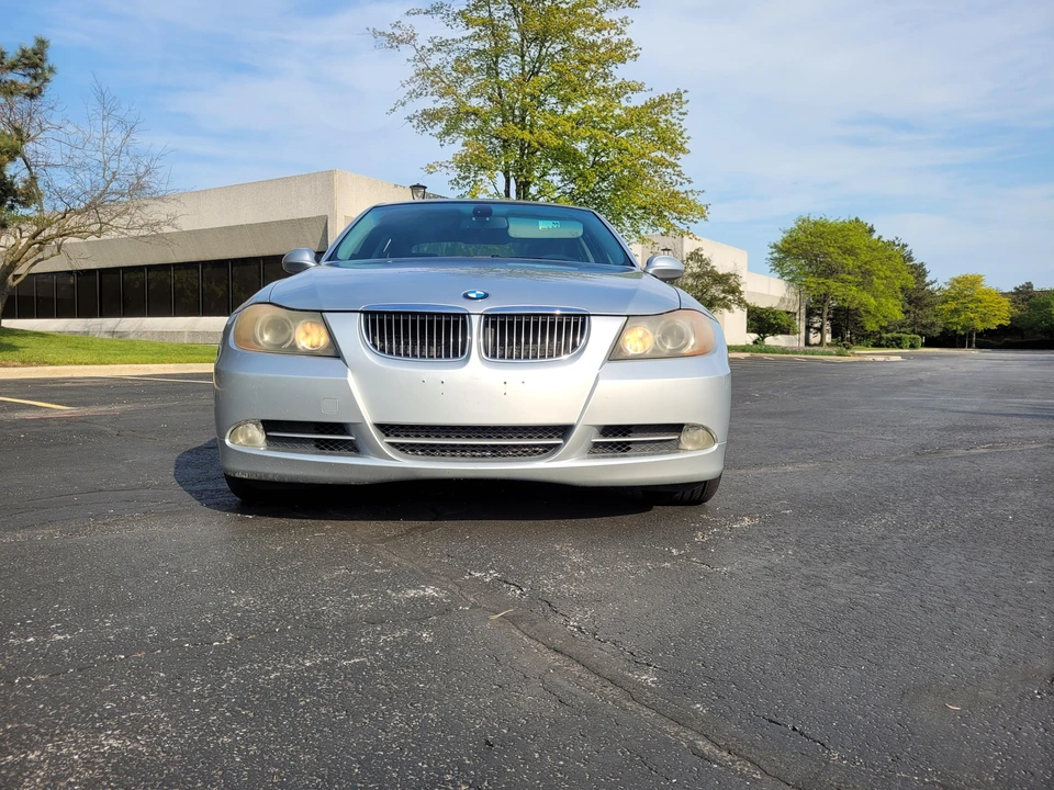 2007 BMW E90 335i Sedan - Image 11 of 31