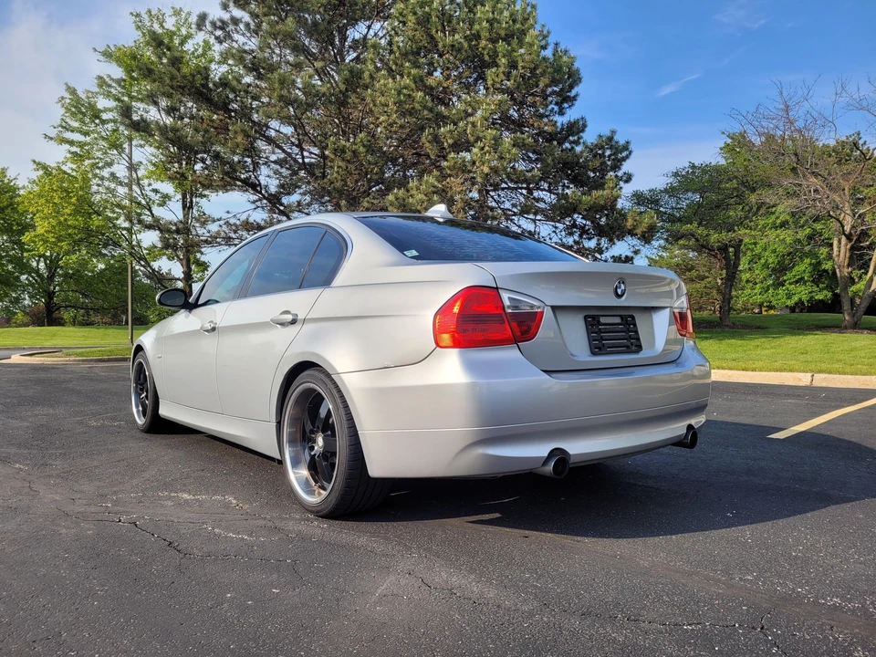 2007 BMW E90 335i Sedan - Image 15 of 31