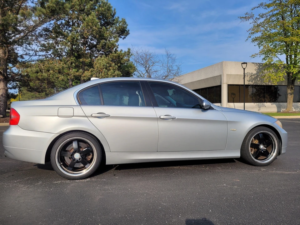 2007 BMW E90 335i Sedan - Image 20 of 31