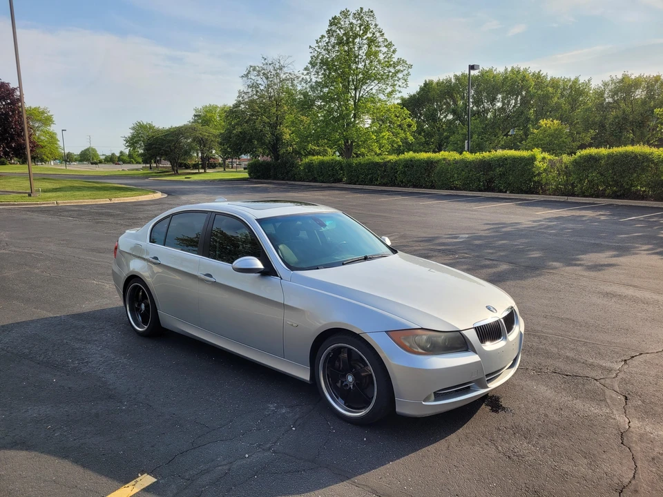 2007 BMW E90 335i Sedan - Image 23 of 31
