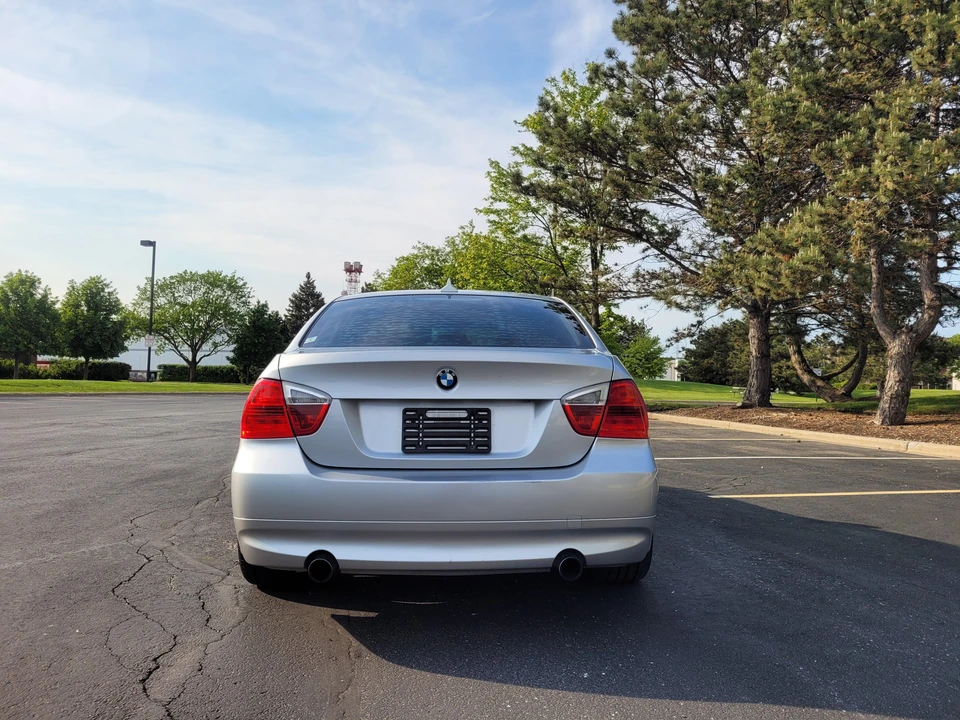 2007 BMW E90 335i Sedan - Image 17 of 31