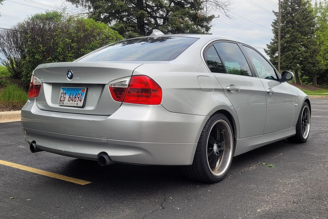 2007 BMW E90 335i Sedan - Image 4 of 31