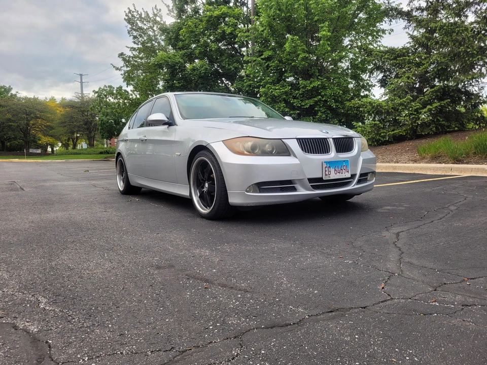 2007 BMW E90 335i Sedan - Image 9 of 31
