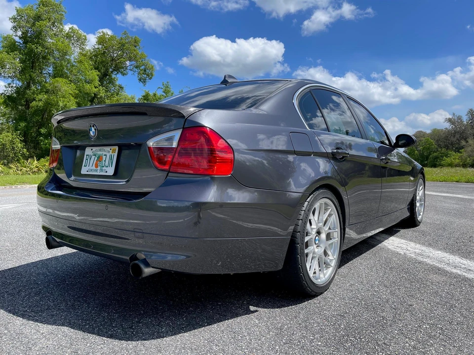 2007 BMW E90 335i Sedan - Image 16 of 31