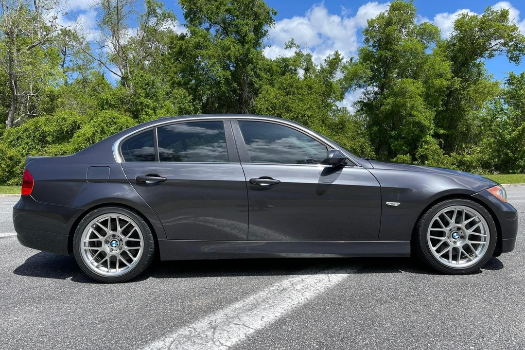 2007 BMW E90 335i Sedan - Image 3 of 31
