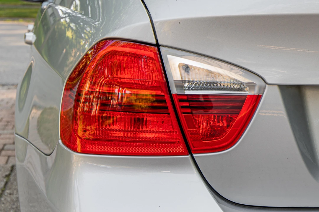 2007 BMW E90 335i Sedan - Image 25 of 31