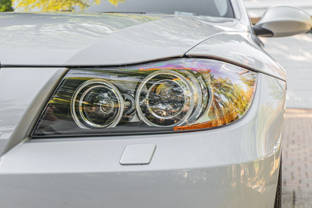 2007 BMW E90 335i Sedan - Image 16 of 31