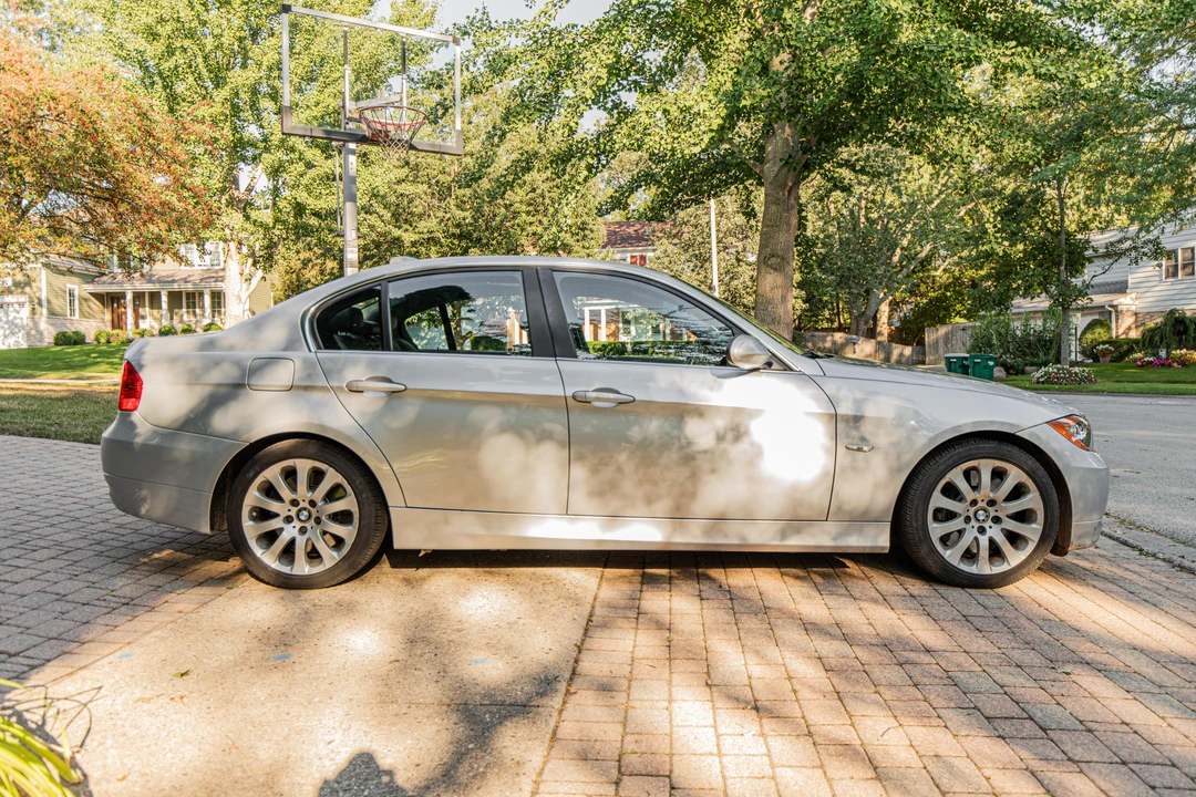 2007 BMW E90 335i Sedan - Image 11 of 31