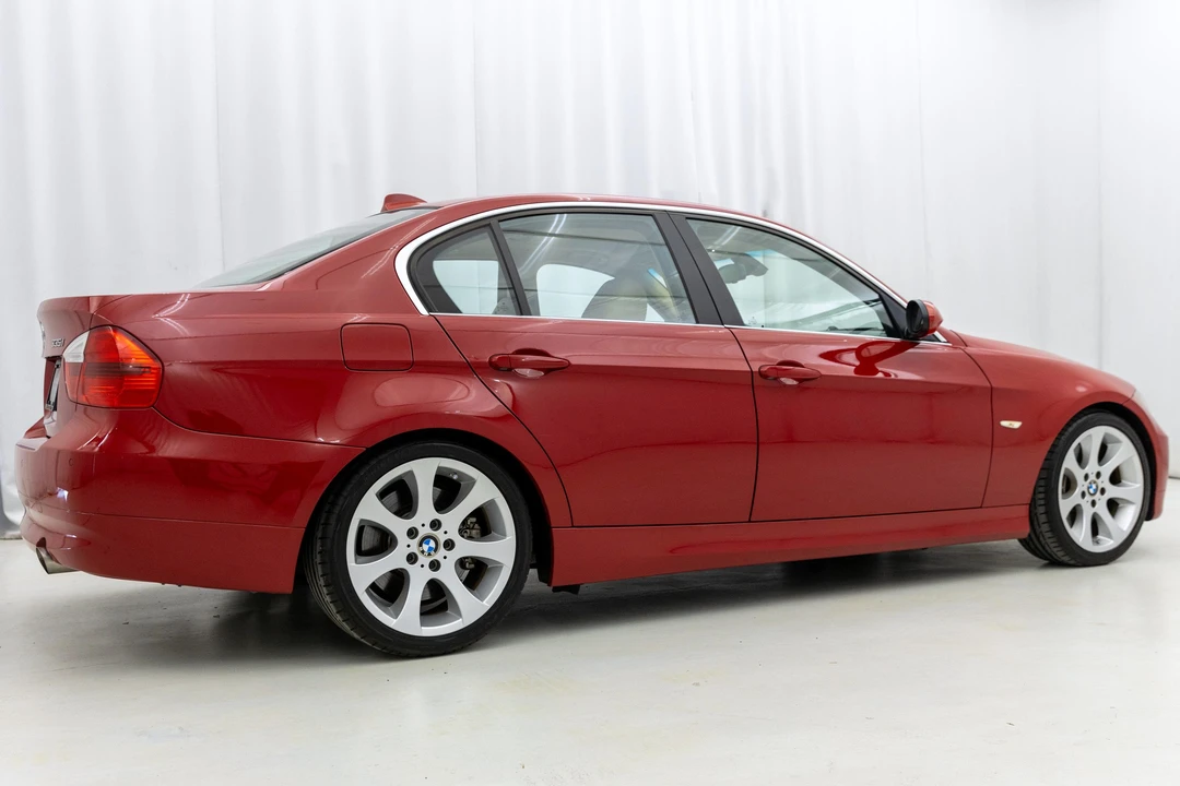 2007 BMW E90 335i Sedan - Image 14 of 31