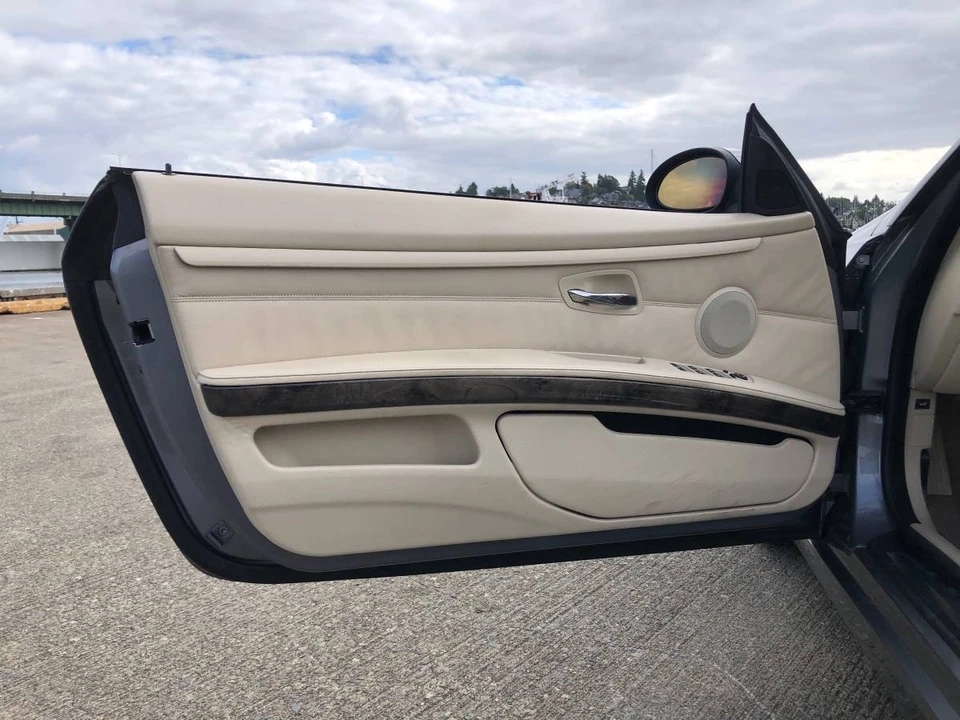 2007 BMW E93 335i Convertible - Image 17 of 24