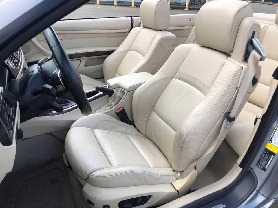 2007 BMW E93 335i Convertible - Image 15 of 24