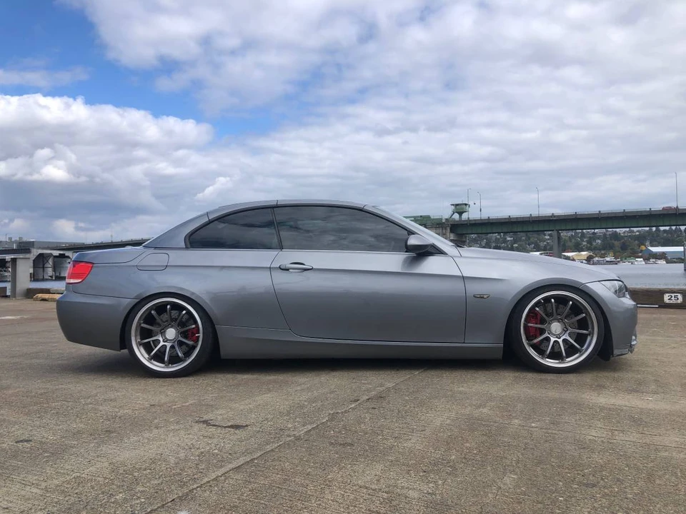 2007 BMW E93 335i Convertible - Image 2 of 24