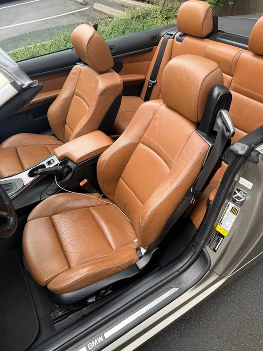2007 BMW E93 335i Convertible - Image 10 of 16