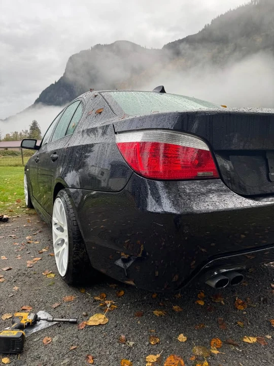 2007 BMW E60 5 Series Sedan - Image 6 of 6