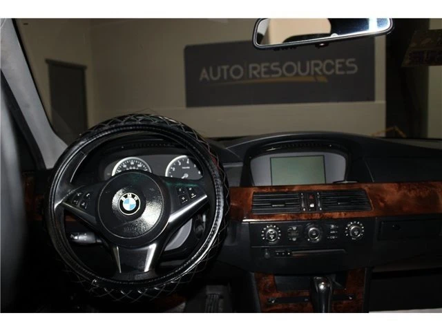2007 BMW E60 5 Series Sedan - Image 14 of 20