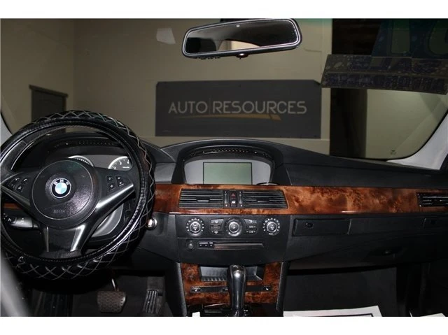 2007 BMW E60 5 Series Sedan - Image 13 of 20