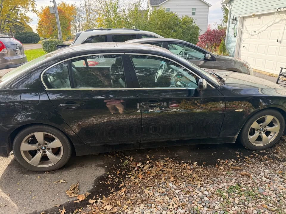 2007 BMW E60 5 Series Sedan - Image 2 of 9