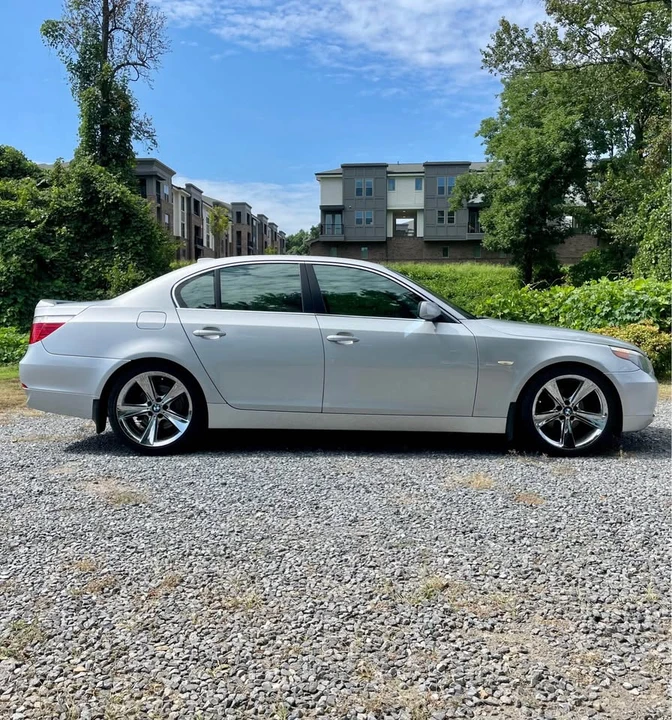 2007 BMW E60 5 Series Sedan - Image 6 of 10