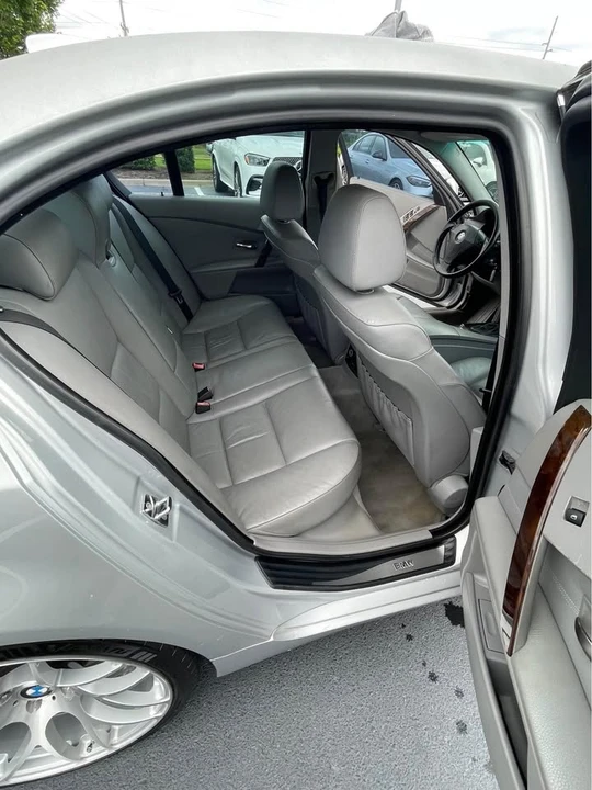 2007 BMW E60 5 Series Sedan - Image 11 of 13