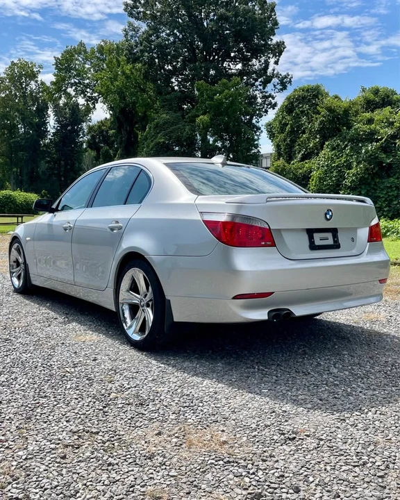 2007 BMW E60 5 Series Sedan - Image 3 of 10