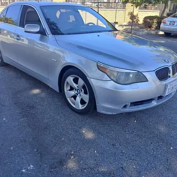 2007 BMW 5 Series 525i Sedan 4D