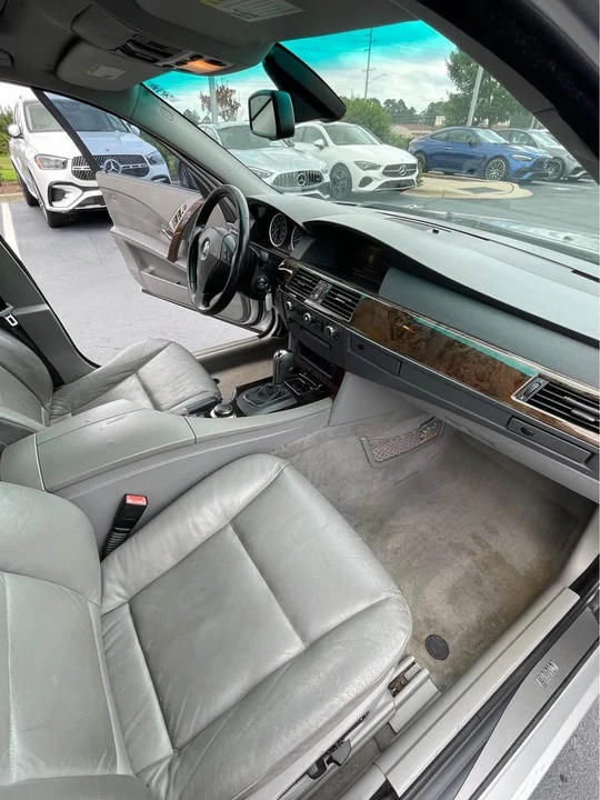 2007 BMW E60 5 Series Sedan - Image 8 of 13