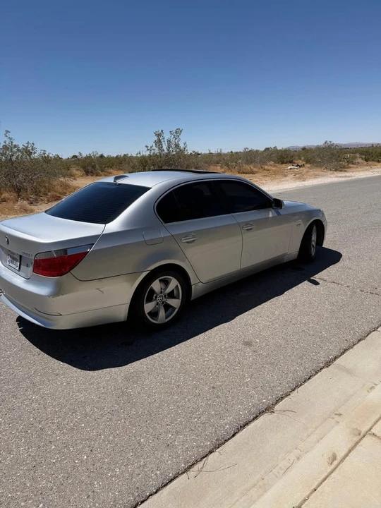 2007 BMW E60 5 Series Sedan - Image 5 of 11