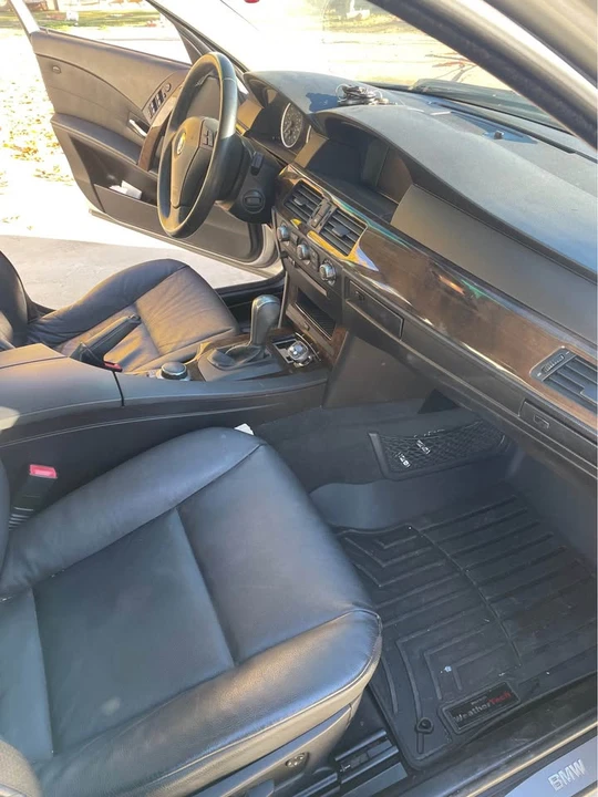 2007 BMW E60 5 Series Sedan - Image 3 of 4