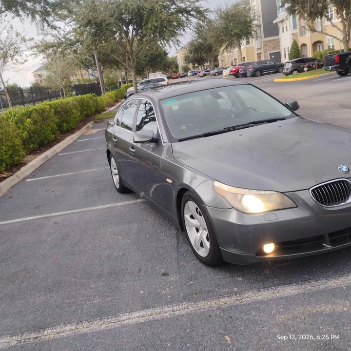 2007 BMW E60 5 Series Sedan - Image 5 of 8