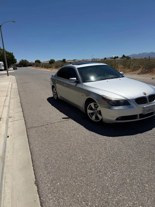 2007 BMW E60 5 Series Sedan - Image 3 of 11