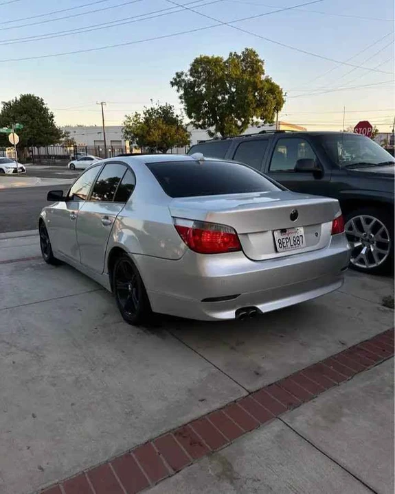 2007 BMW E60 5 Series Sedan - Image 2 of 9